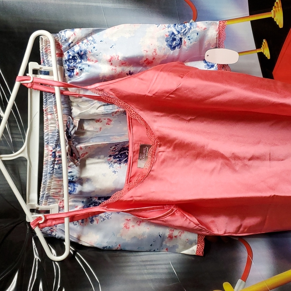 💋💝Nwt 2 PC 💋Secret Treasures💋 Intimates💋💝